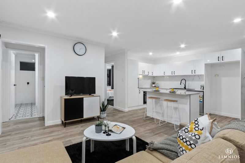 Simply Stunning and Feature Packed!