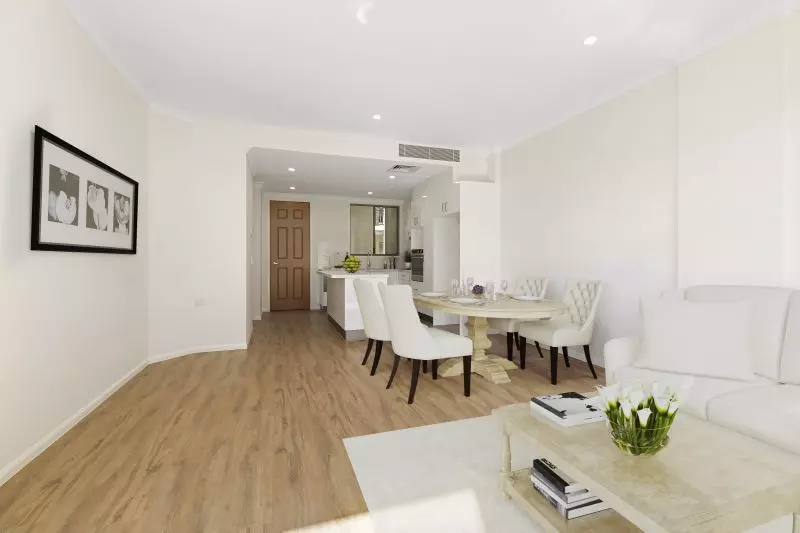 Light-filled one-bedroom apartment with study