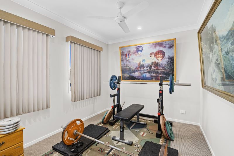 Three Bedroom Haven - Spacious Living!