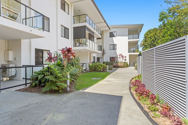 Elevated north-facing one bedroom apartment