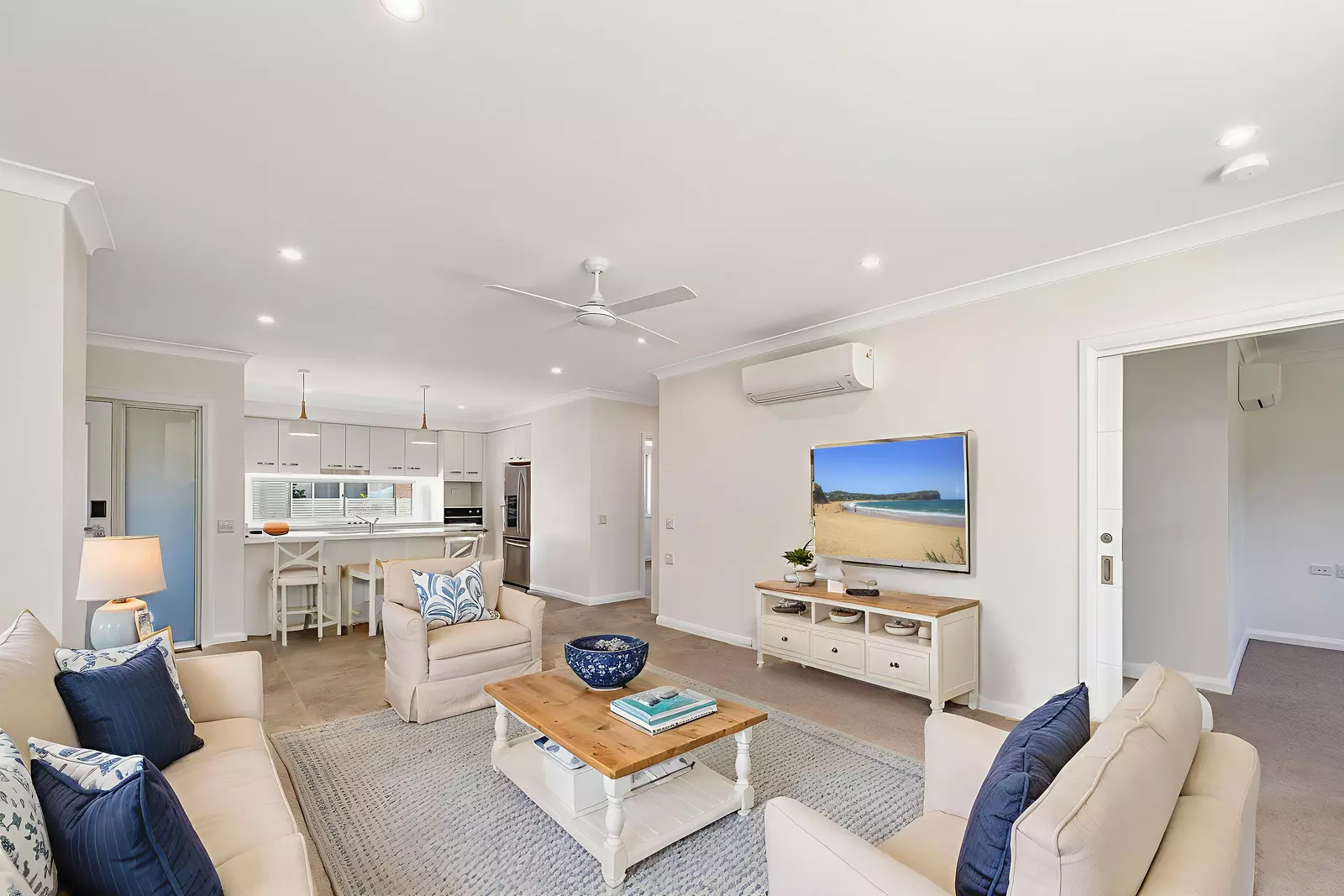 028 Ibis Crescent/33 Shearwater Drive, Shortland, NSW 2307