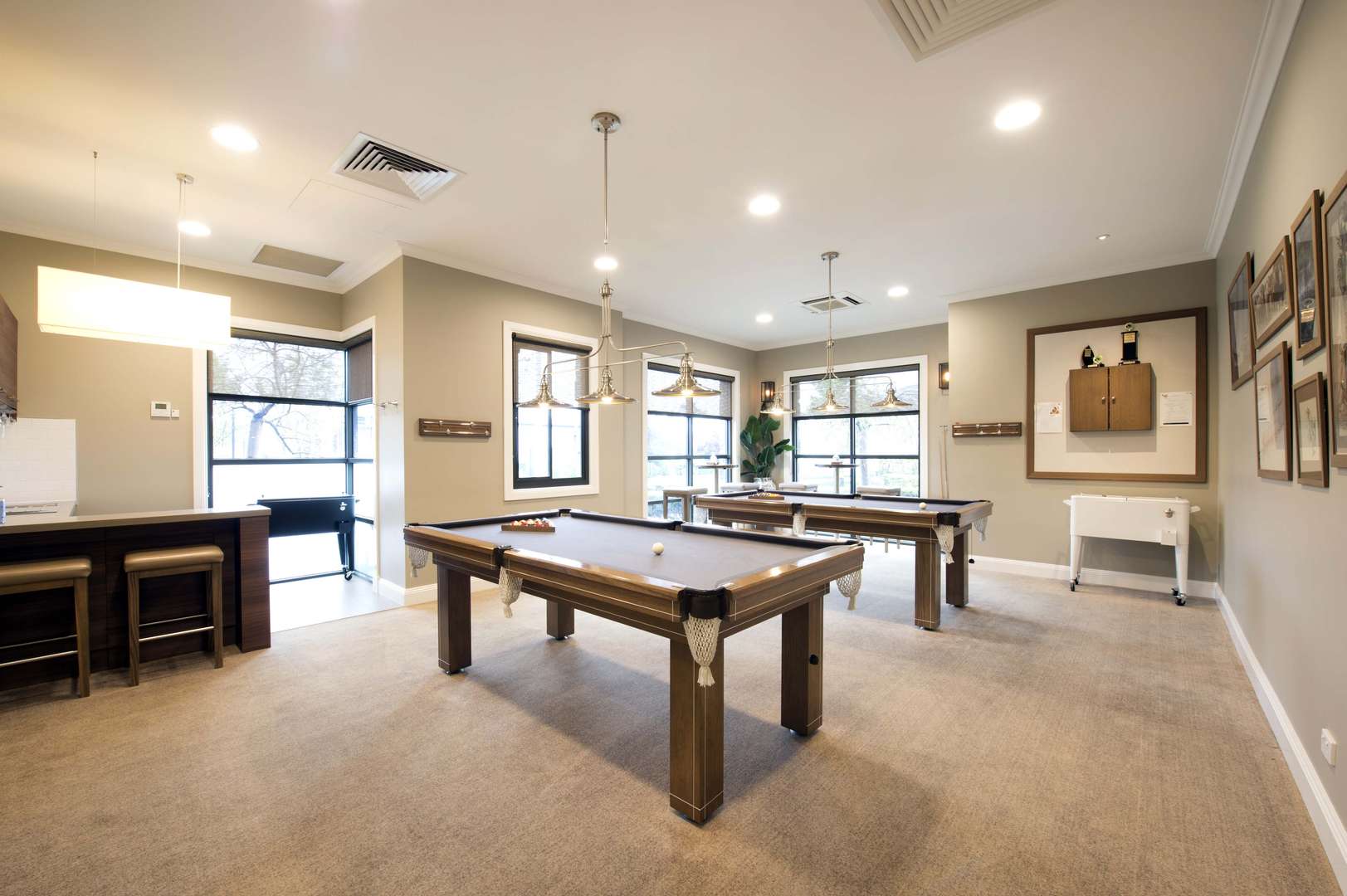 Lifestyle Chelsea Heights - Stylish living close to the bay. Downsize to a secure and vibrant bayside neighbourhood, close to all amenities while you soak up some vitamin sea.