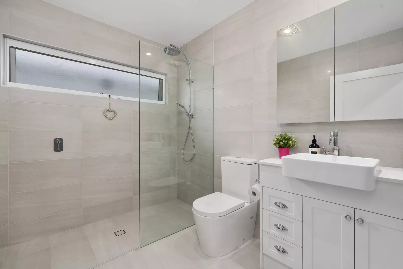 Eastport by Palm Lake Resort