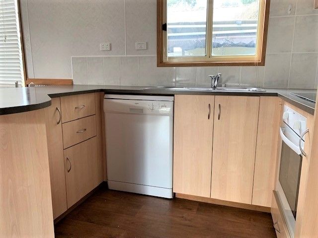 Nagambie Caravan Park - Newly Refurbished Home