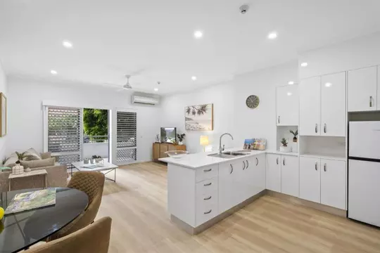 Conveniently located one-bedroom apartment with lovely view