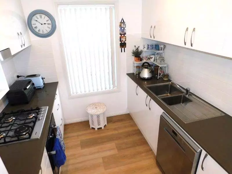 Bayway Village - Site 76 (Pre-loved duplex)