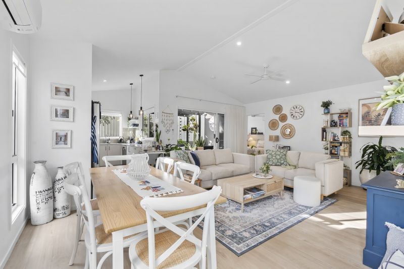 Light, Space and a Private Alfresco Retreat