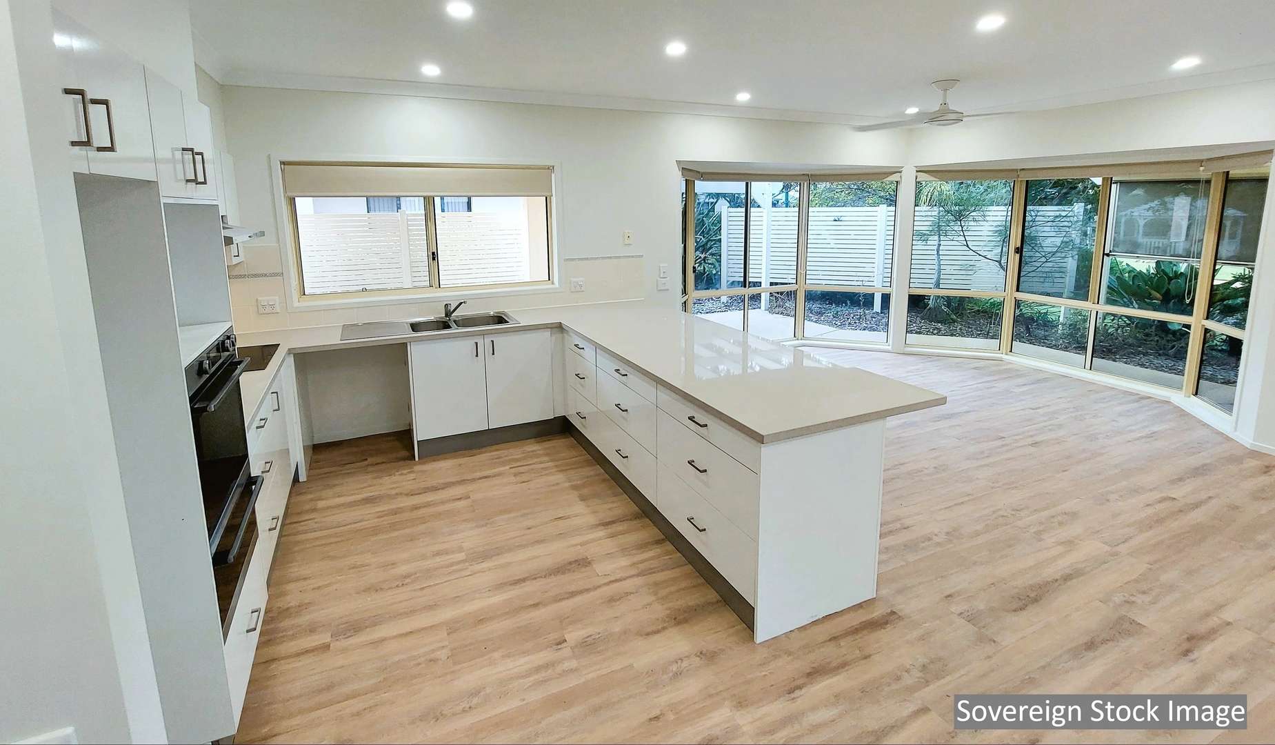 Contemporary and Modern 3 Bedroom Home - Sovereign Home 77
