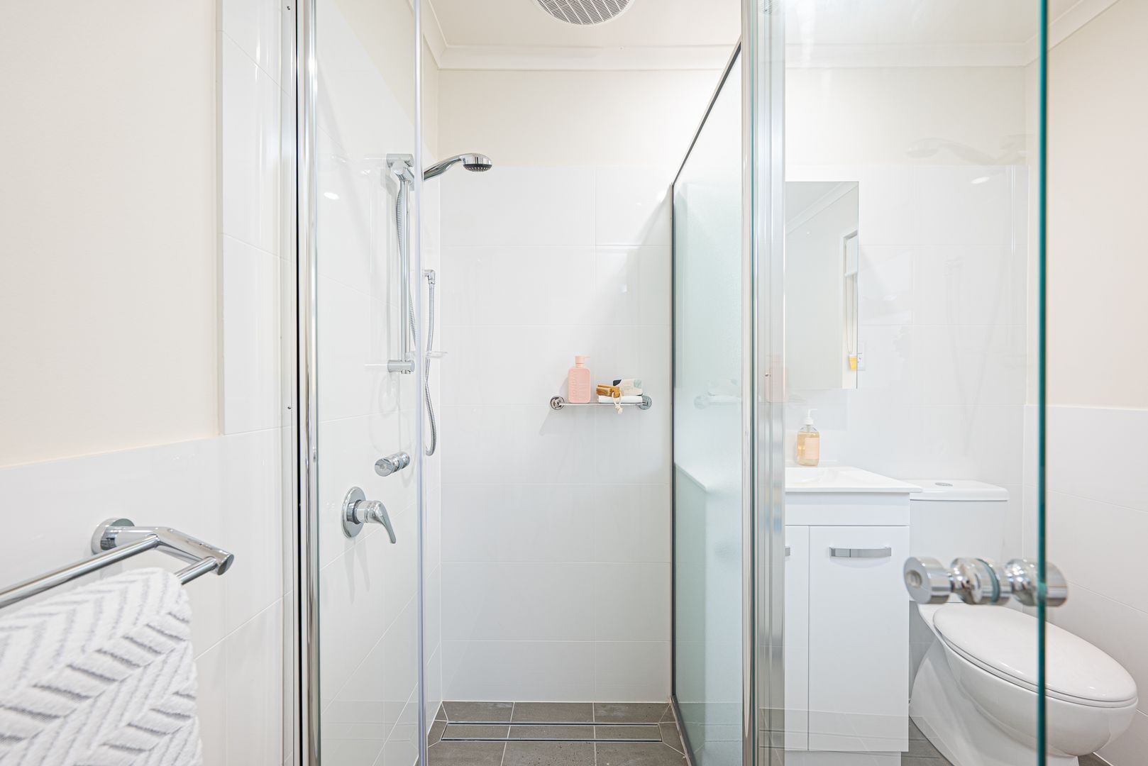 Are You Aged 65 Years Or Older And No Longer Working Fulltime?  Easy Living Awaits at Kensington Gardens