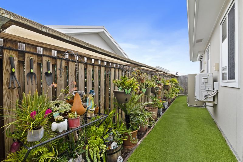 Beautiful Home
Don't skip this one- This two bedroom home is next level and not to be missed!