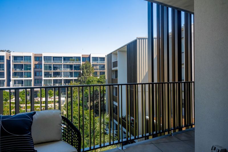 3-Bedroom Apartment with Views of the Village Green