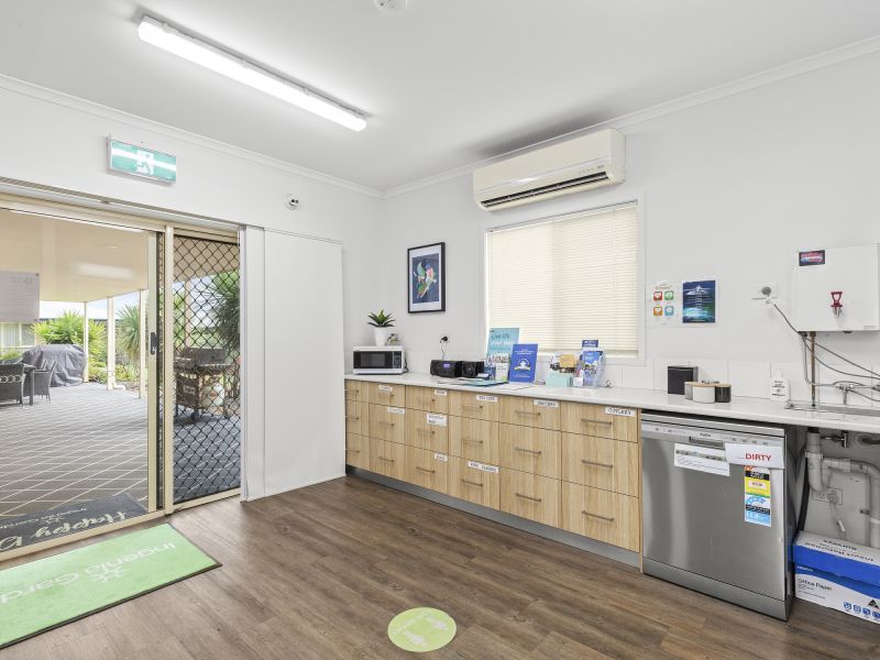 Single Self-Catered Unit – Rent in Seniors Community