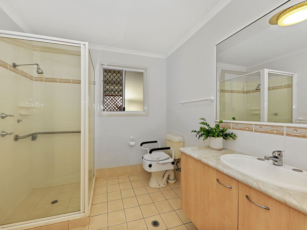 Villa - 3 Bedroom - Beautiful - Open Plan Living - SOLD!