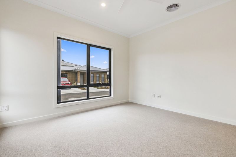 “Lupus Design” Villa Offering Space and Light