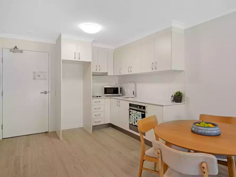 Aveo Ocean View Apartment 71 : One Bedroom Apartment with Garden View. No Stairs.