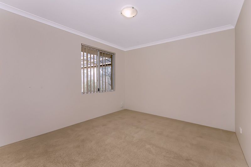 Delightful home overlooiking the Canning River