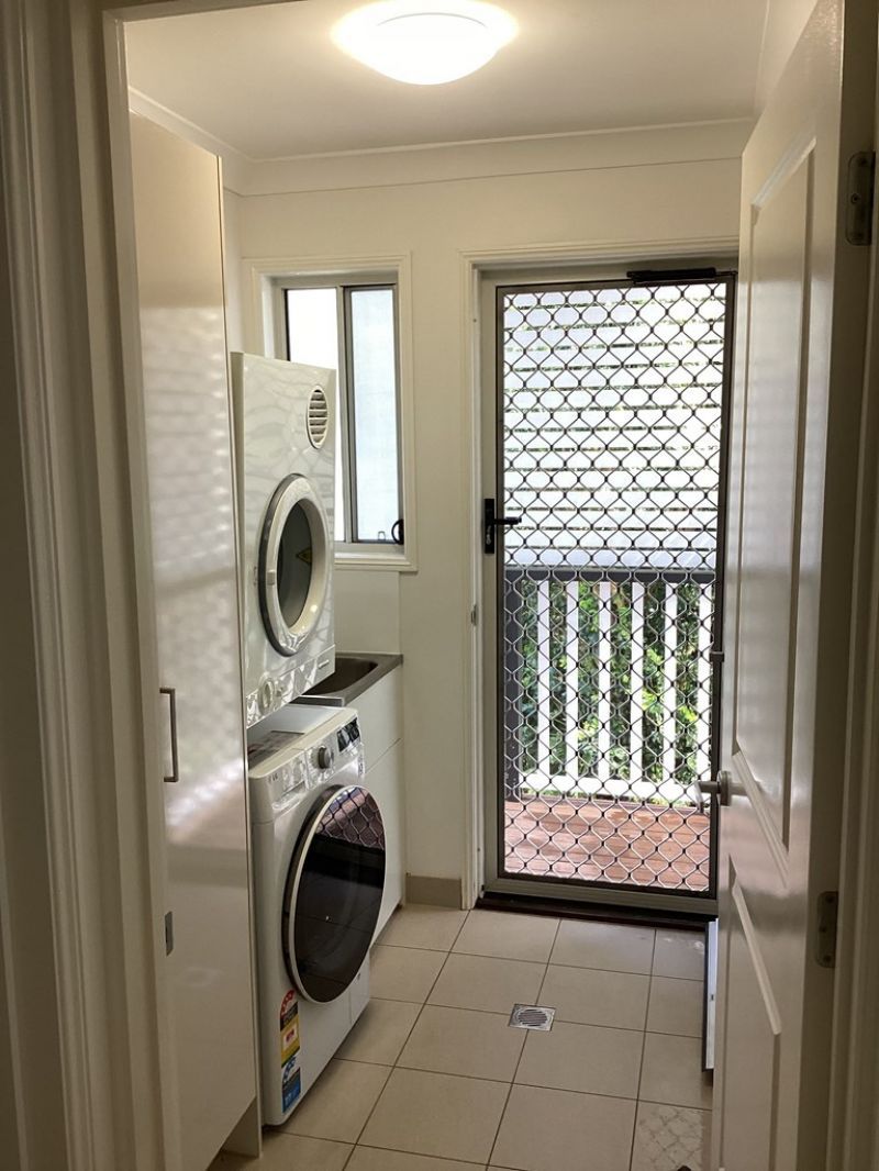 Gorgeous home in quiet location