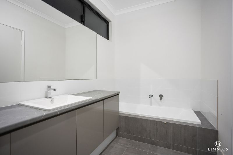 Seaside Living At It's Best!