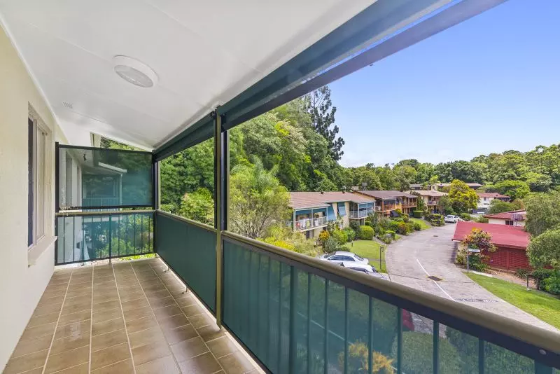 Elevated 2-bedroom villa surrounded by trees
