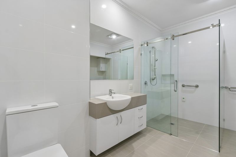 Light and bright one-bedroom apartment