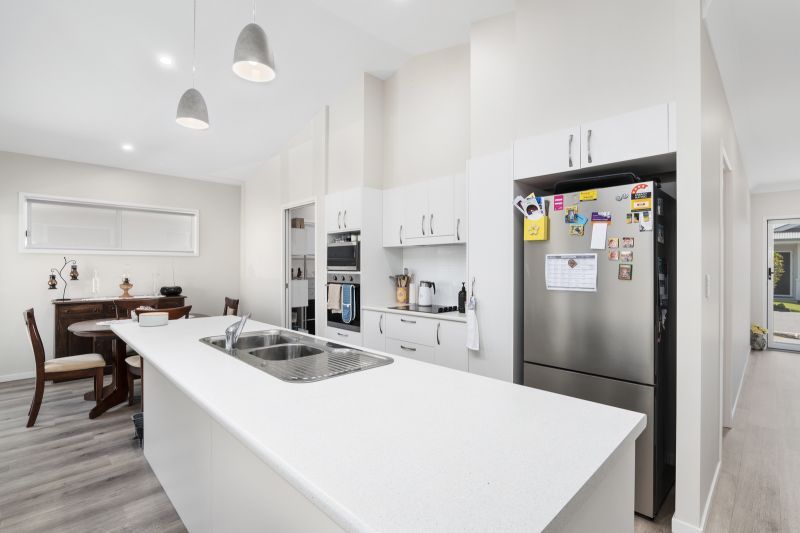 Inviting Modern Home!