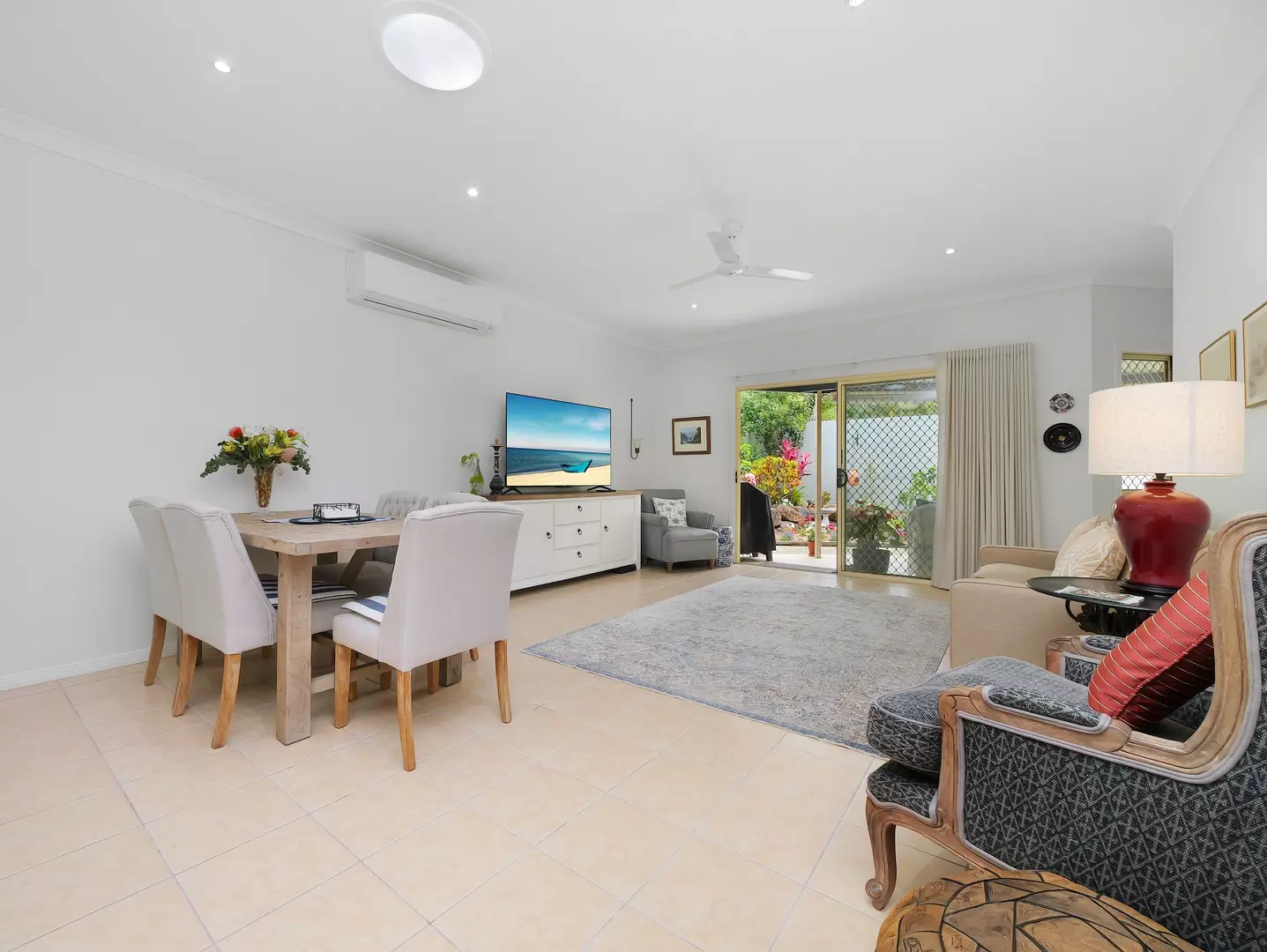  Modern Villas at the Foothills of the Gold Coast Hinterland