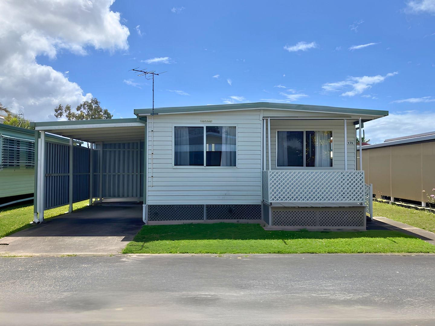 Bribie Pines Island Village - Site 175