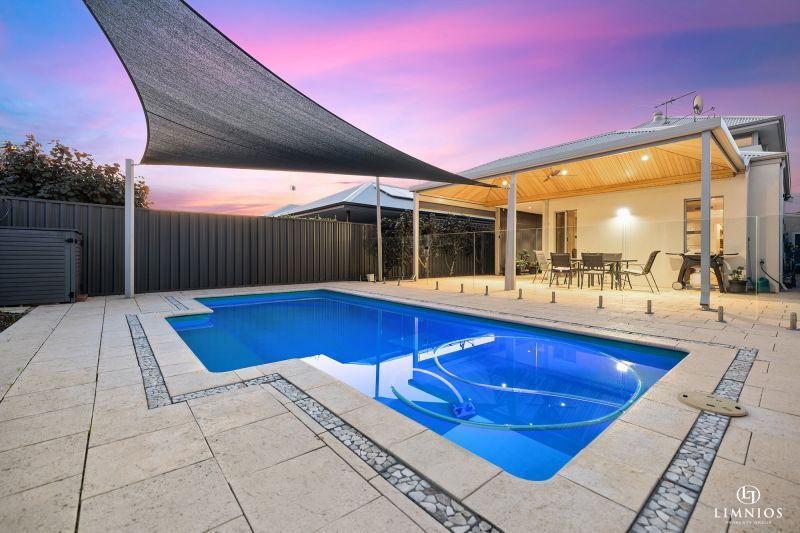 Feature Packed Family Home!