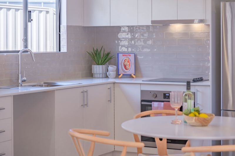 North facing 2-bedroom home with views of the Darling Ranges