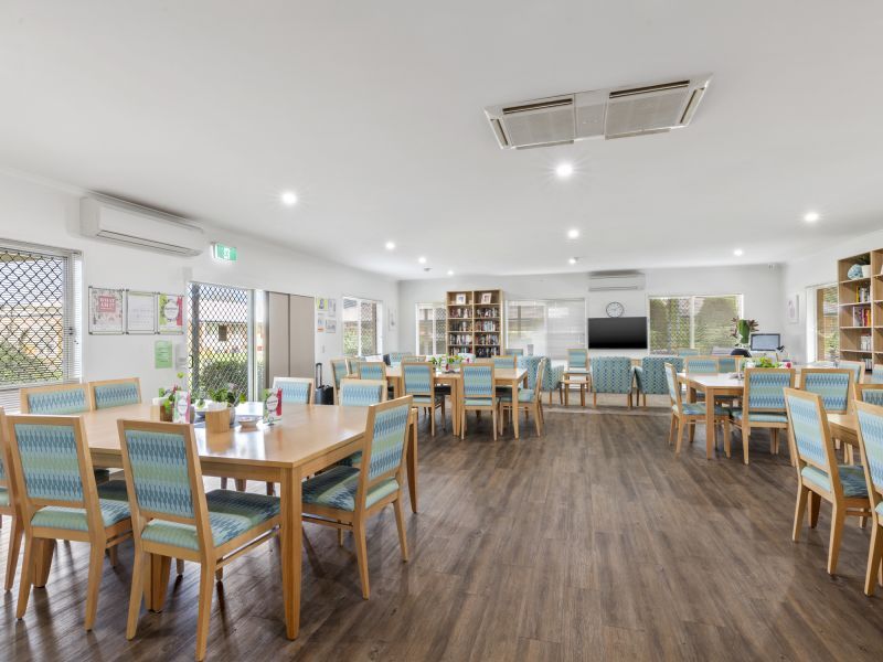 Single Self-Catered Unit – Rent in Seniors Community