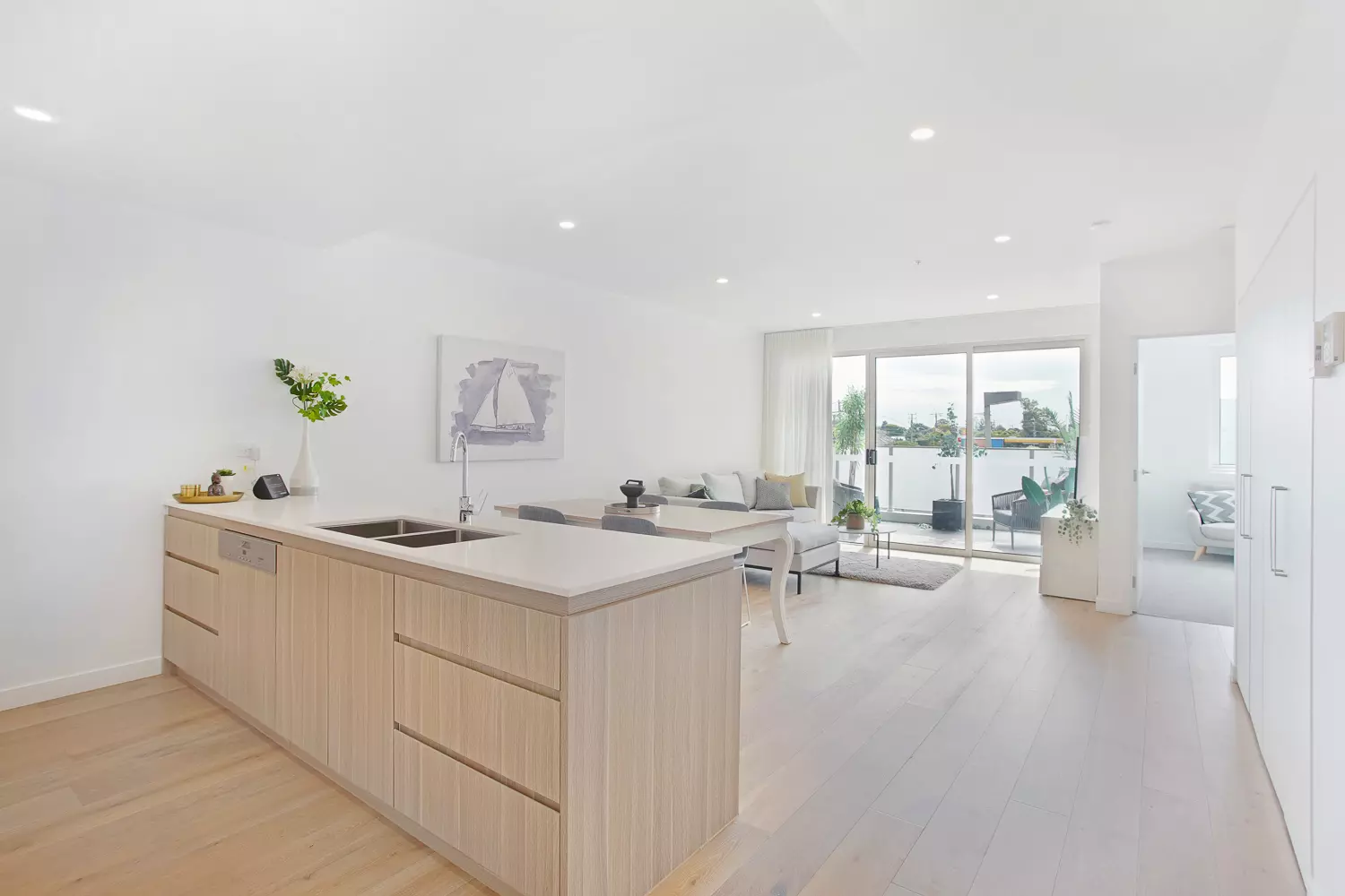 Light filled with generous proportions 