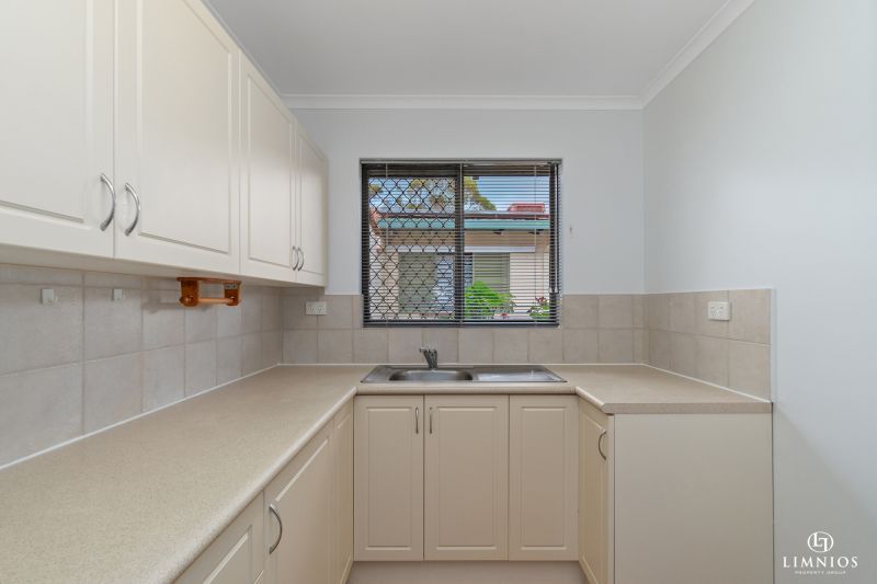 UNDER OFFER - Grandstand views of the Bowling Green