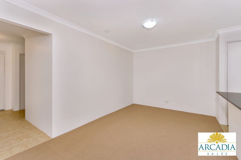 ARCADIA WATERS MADDINGTON - 2 Bedrooms and Stone Bench Tops