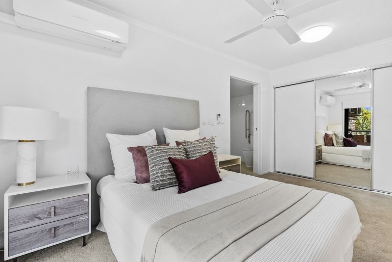 One-bedroom apartment with resort style living