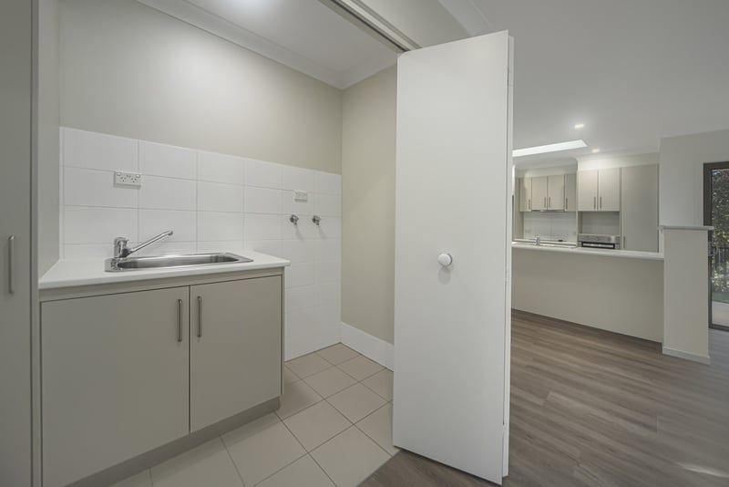 Spacious Coastal Villa with Large Yard and Entertaining Area