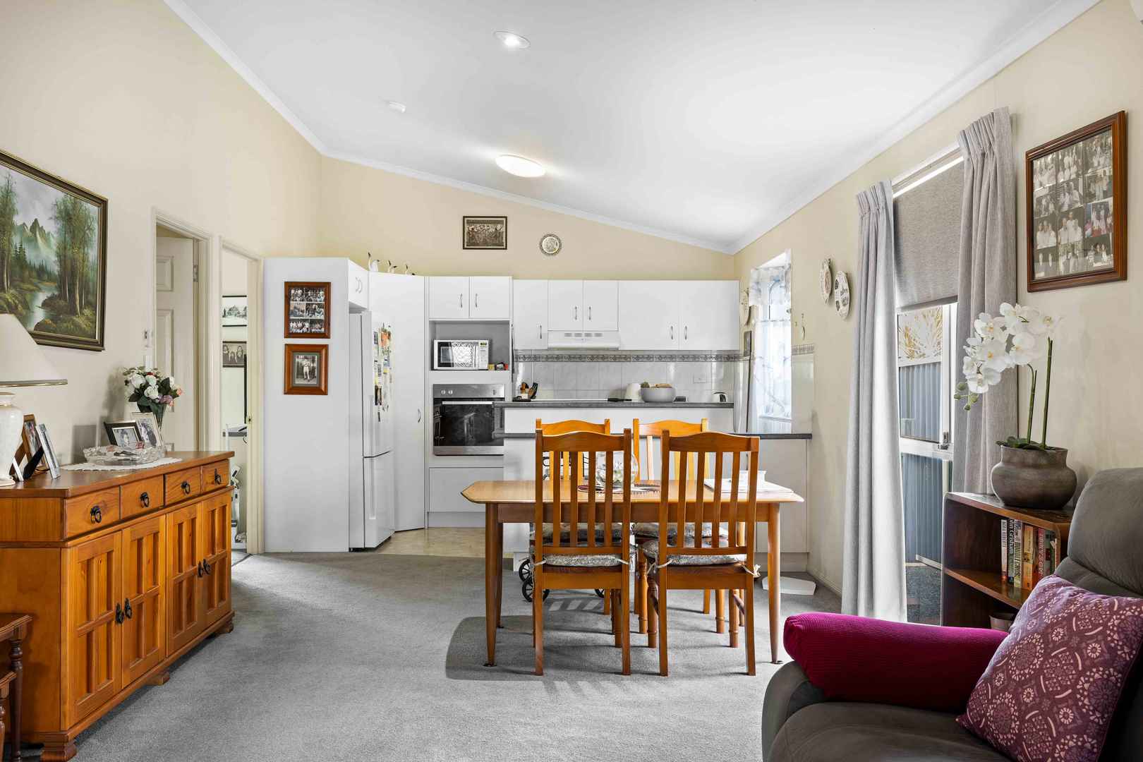 3 Bow Street, Palm Lake Resort, Bethania