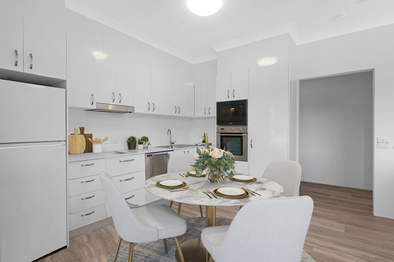 Spacious one-bedroom apartment with private courtyard