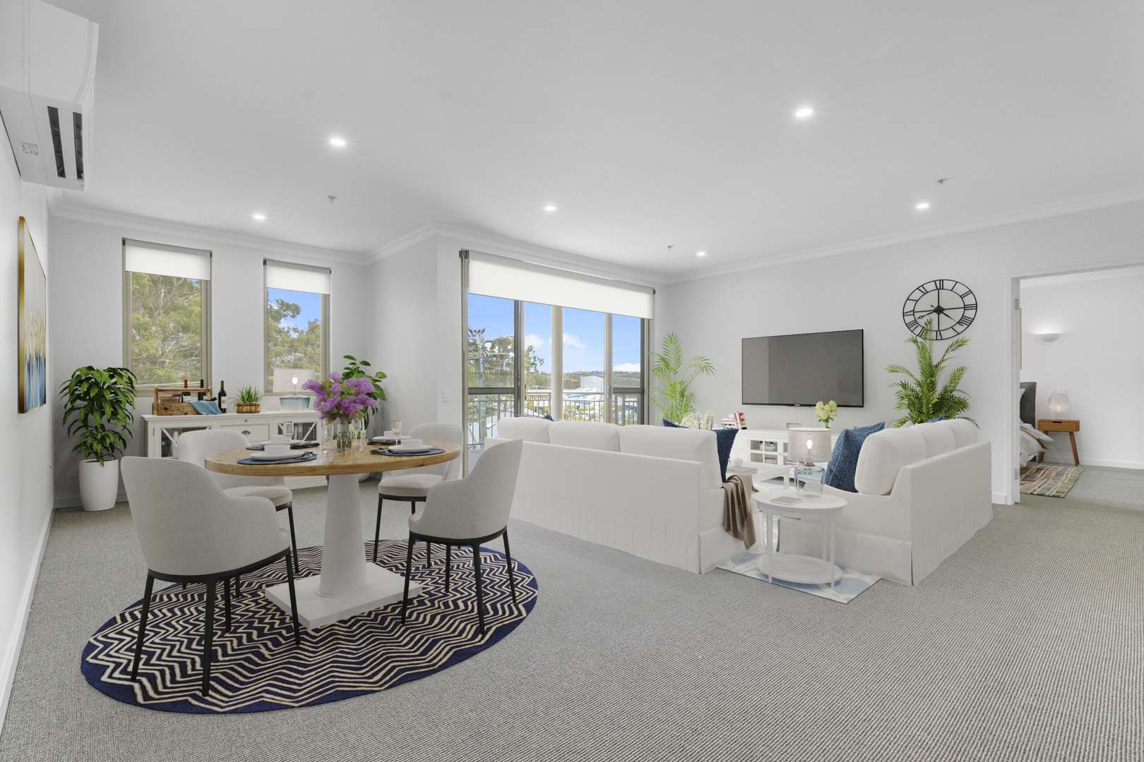 Spacious 2 Bedroom Unit With Lift Access and Large Balcony