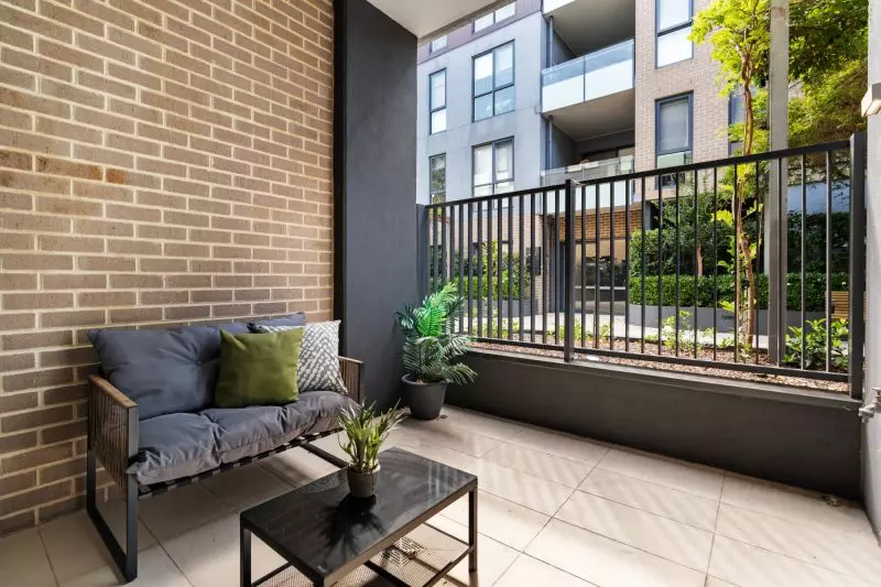 Newly renovated ground floor apartment!