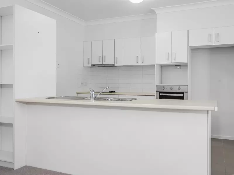 Corner Villa with Large Garden and Fresh Interiors