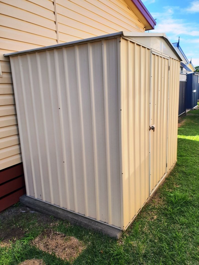 Jettys by the Lake - site 192c