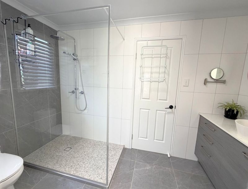 Renovated to Perfection & Motivated Owners
