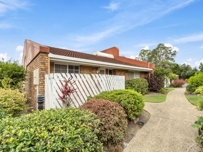 Light, Fresh & Modern Refurbished Villa! 