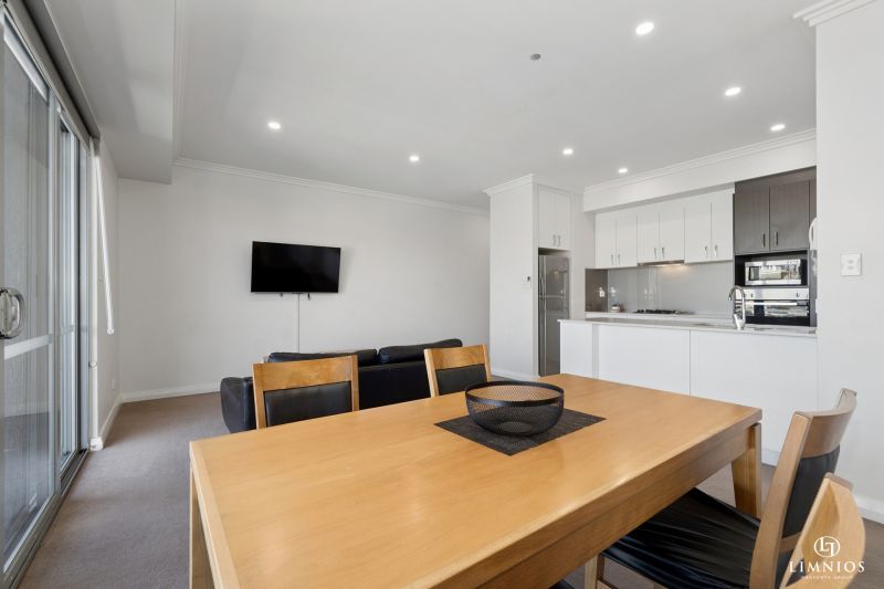 Fully Furnished Inner-City Sanctuary with City Views