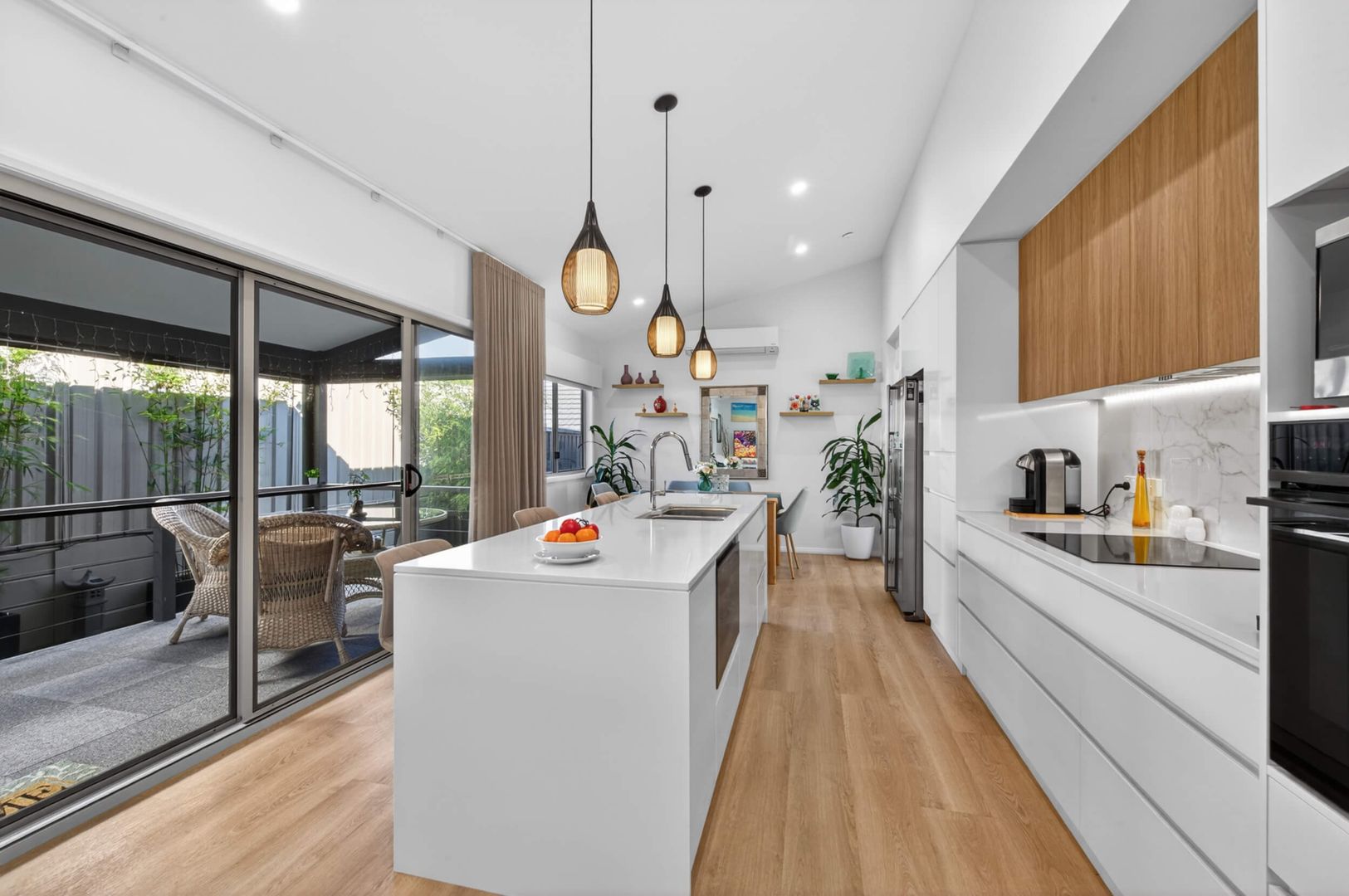 Lusso Estate - Spacious Three-Bedroom House