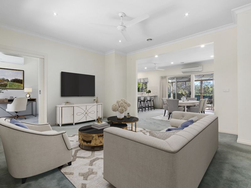 Lakefront Living and Golf Course Views