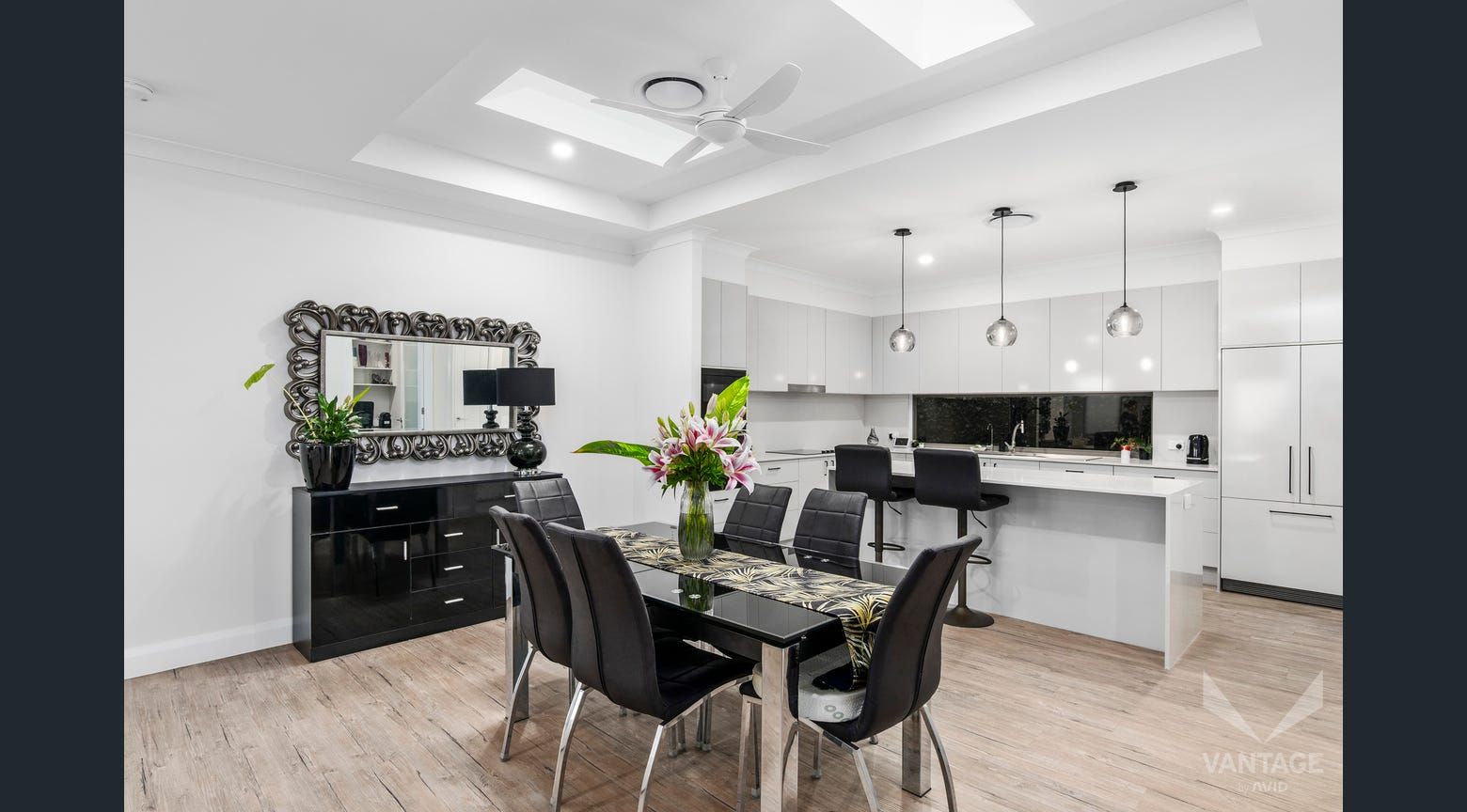 Stylish, Sophisticated & Just Like New- A Showstopper in Logan Village Green