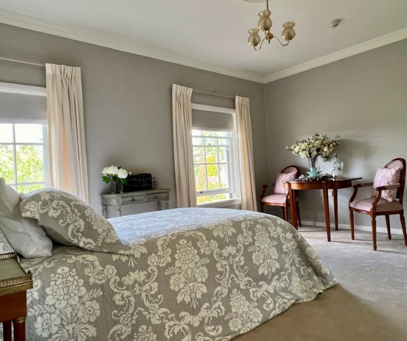 Studio Apartment with picturesque Garden Views