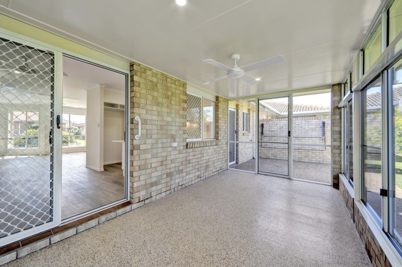 Garden Oasis, 3 Bedroom Villa, ready to go!