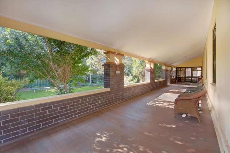 VENDORS KEEN TO SELL